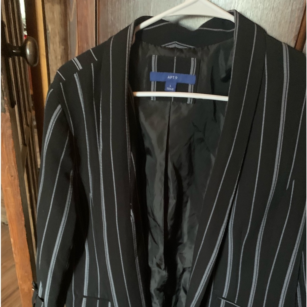 Black Apt 9 blazer